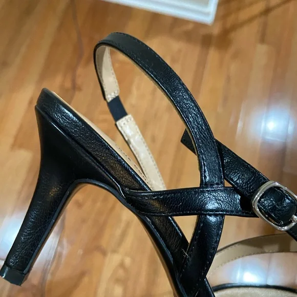 Abella Black Women's Slingback Heels - Picture 7 of 12